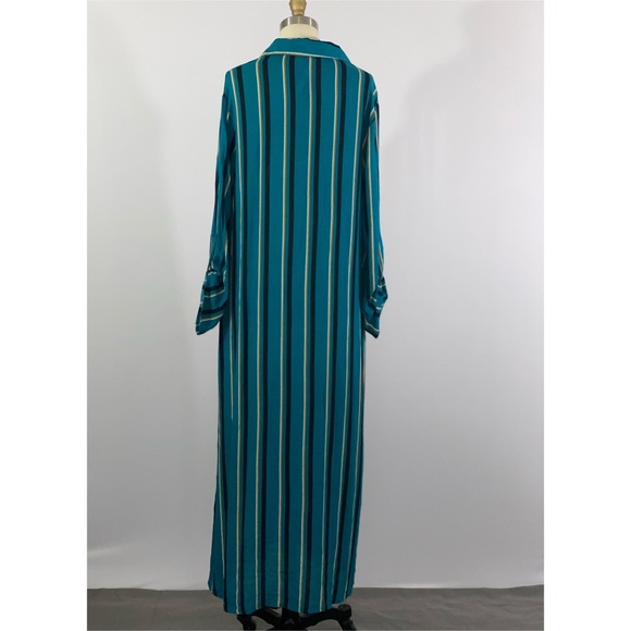 Love In - Picture 2 of 5